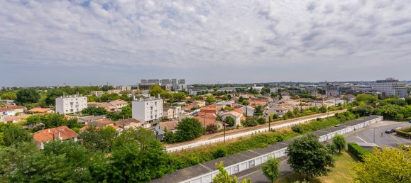 3 chambres Appartement à Le Bouscat, France No. 277803 10