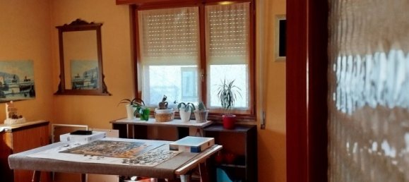 5 rooms Apartment in Chiuro, Italy No. 32057 11