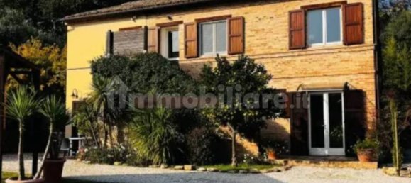 3 bedrooms Villa in Montecosaro, Italy No. 106938 3