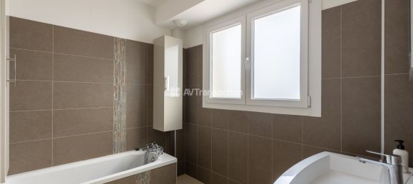 4 bedrooms House in Feves, France No. 322313 7