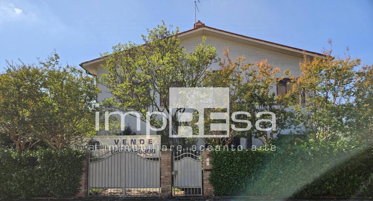 12 rooms Villa in Treviso, Italy No. 230740