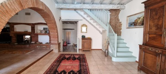 4 bedrooms House in Auterive, France No. 300179 3