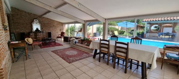 4 bedrooms House in Auterive, France No. 300179 2