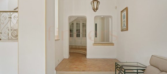 14 bedrooms Villa in Cascais, Portugal No. 120930 2