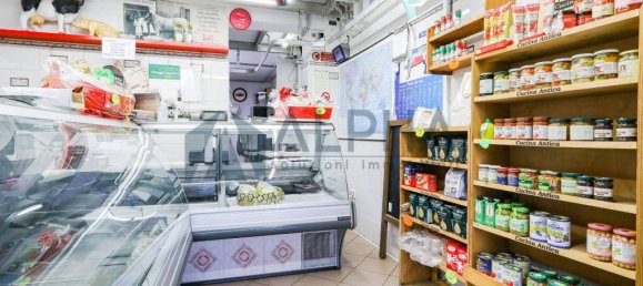 2-Zimmer Gewerbliche Immobilie in Forlì, Italy, Nr. 135976 4