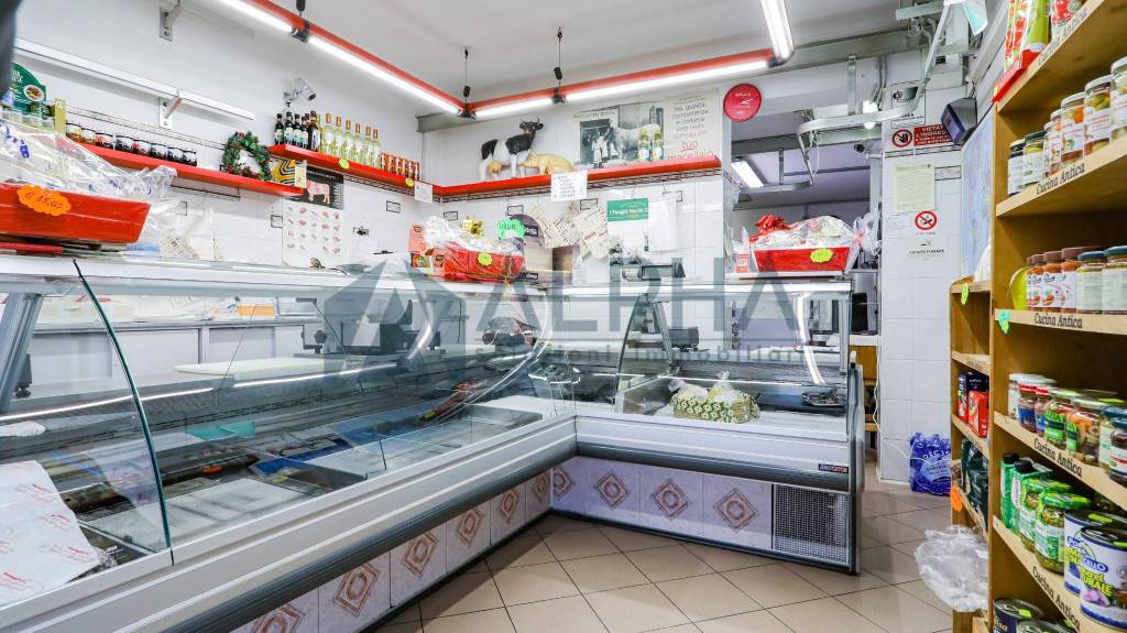 2-Zimmer Gewerbliche Immobilie in Forlì, Italy, Nr. 135976