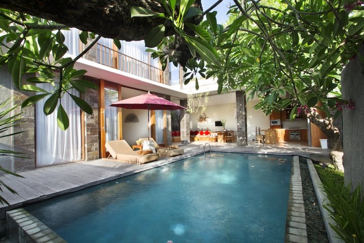 2 Schlafzimmer Villa in Seminyak, Indonesia, Nr. 3483