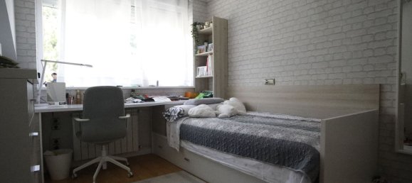 4 Schlafzimmer Haus in Boo, Spain, Nr. 160607 24