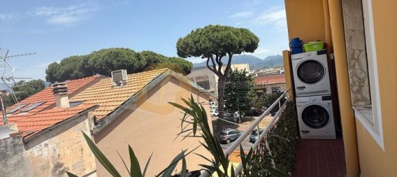 3-salle Appartement à Viareggio, Italy No. 293102 27