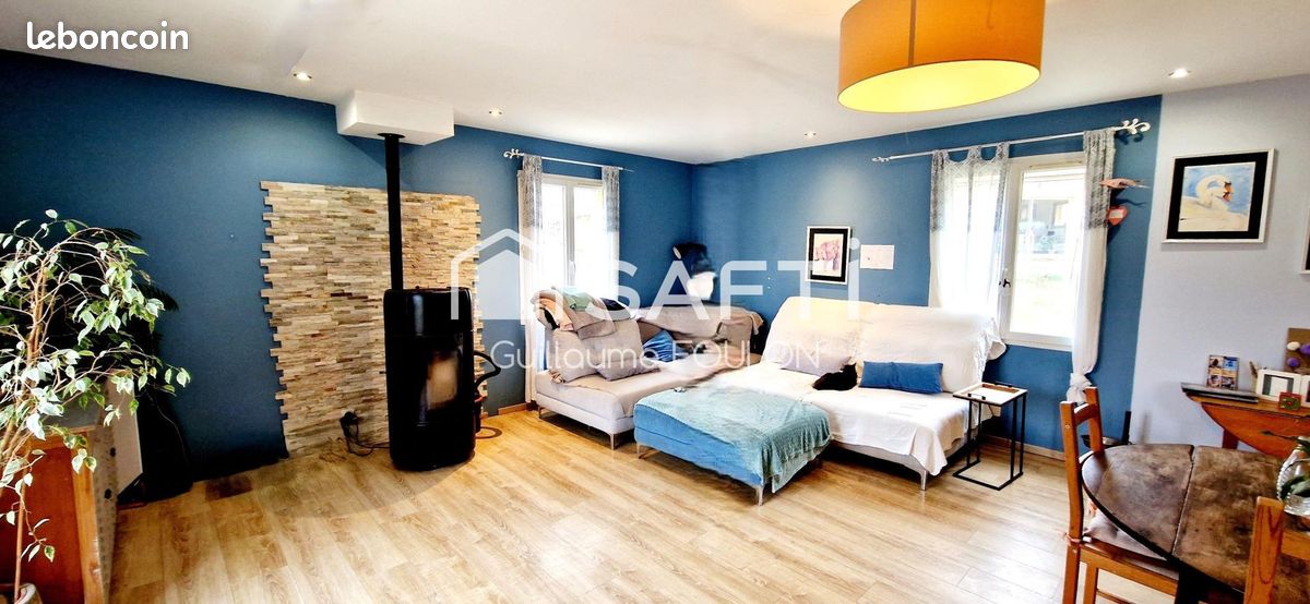 Замки и поместья с 4 спальнями в Сен-Сатюрнен-лез-Апт, Франция № 190812