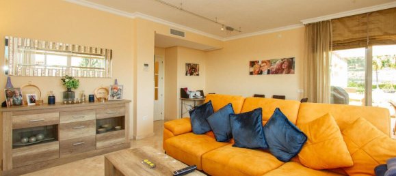 3 bedrooms Penthouse in Ojen, Spain No. 185032 4