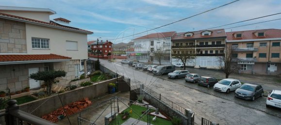 Casa de 4 dormitorios en Felgueiras, Portugal No. 26811 22
