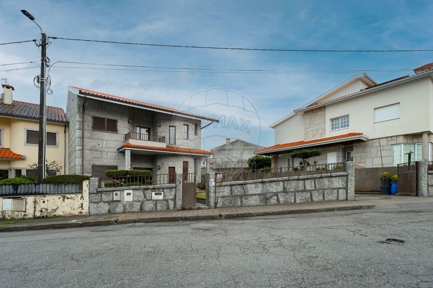 Casa de 4 dormitorios en Felgueiras, Portugal No. 26811