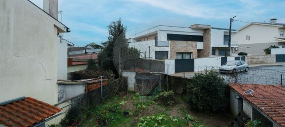 Casa de 4 dormitorios en Felgueiras, Portugal No. 26811 23