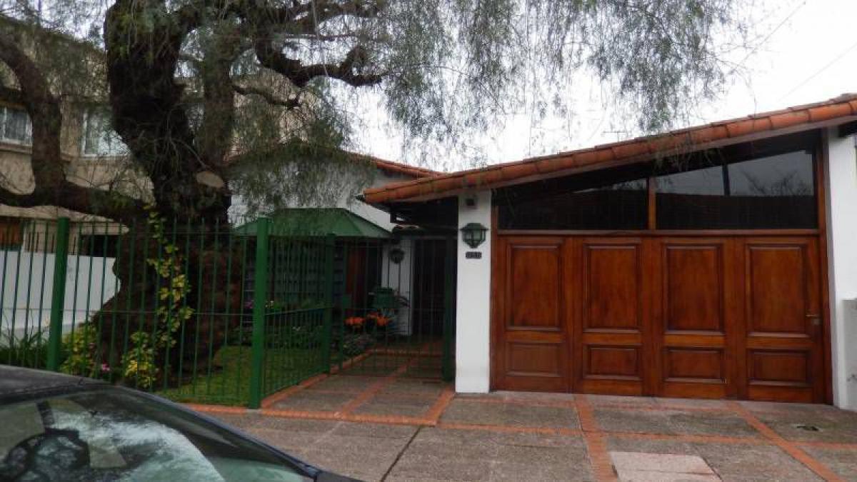 3 Schlafzimmer Haus in Quilmes, Argentina, Nr. 12011