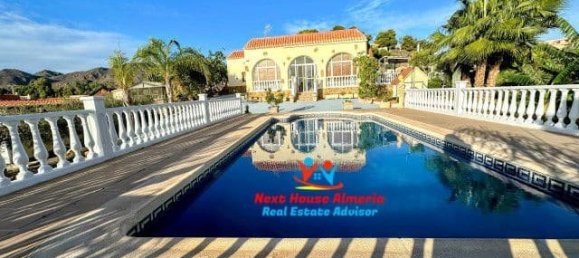 3 bedrooms House in Aguilas, Spain No. 286941 2