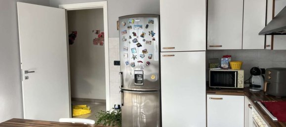 5 rooms Apartment in Valdilana, Italy No. 176427 6