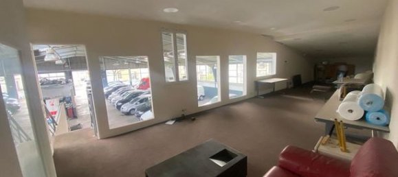 Propiedad comercial en Macon, France 876 m² No. 353371 6