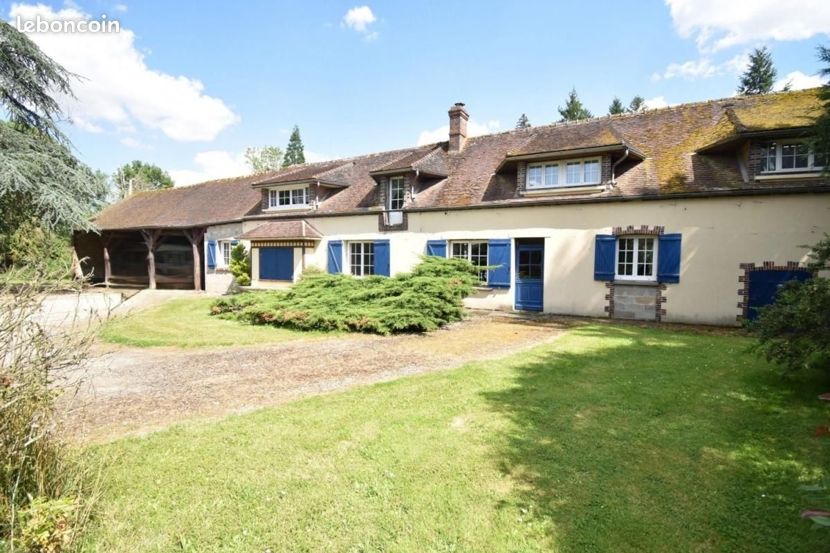 5 bedrooms Castles in Senonches, France No. 154483