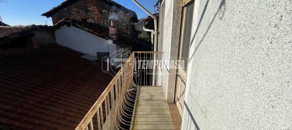 4 rooms House in Castellamonte, Italy No. 79140 4