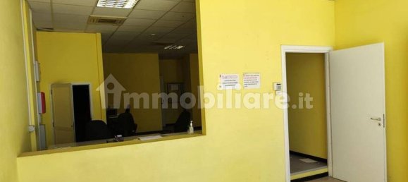 Oficina en Modugno, Italy 4524 m² No. 322080 18