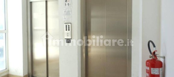 Oficina en Modugno, Italy 4524 m² No. 322080 15