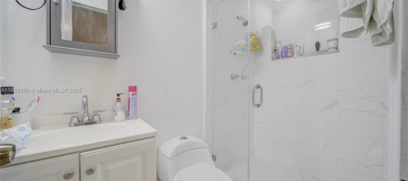 9 Schlafzimmer Villa in Miami, USA, Nr. 615119 21