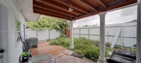 9 Schlafzimmer Villa in Miami, USA, Nr. 615119 4