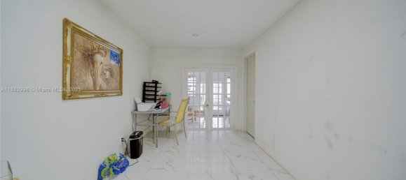 9 Schlafzimmer Villa in Miami, USA, Nr. 615119 25