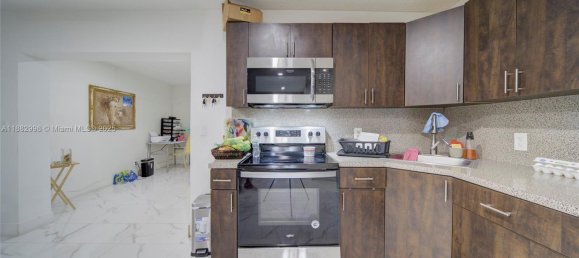 9 Schlafzimmer Villa in Miami, USA, Nr. 615119 23