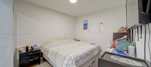 9 Schlafzimmer Villa in Miami, USA, Nr. 615119 17