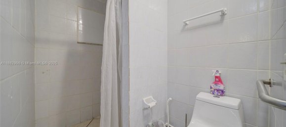 9 Schlafzimmer Villa in Miami, USA, Nr. 615119 15