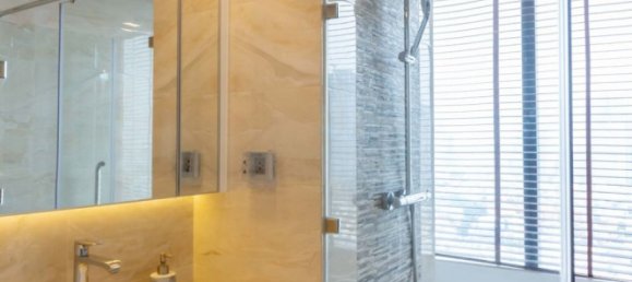 3 bedrooms Apartment in District 1, Vietnam No. 18375 21