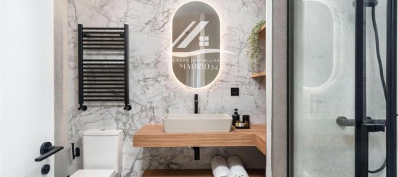 Apartamento de 3 dormitorios en Madrid, Spain No. 125084 19