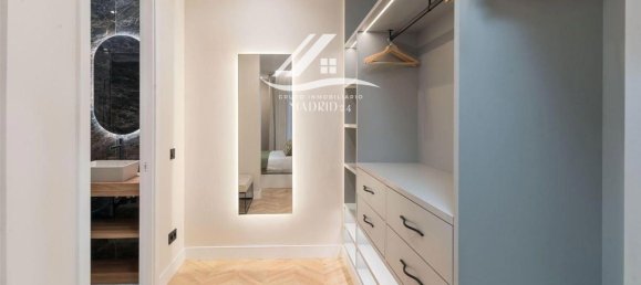 Apartamento de 3 dormitorios en Madrid, Spain No. 125084 27