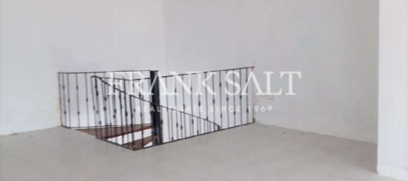 180m² Shop in Saint Paul's Bay, Malta No. 12324 3