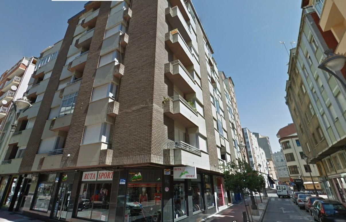 3 bedrooms Apartment in Leon, Spain No. 83023