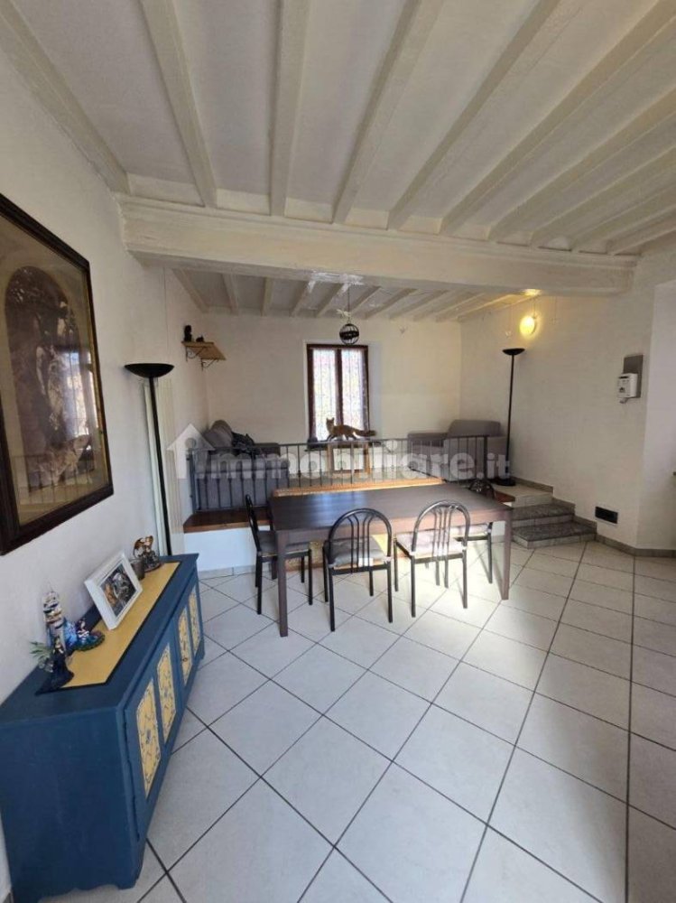 Квартира с 2 спальнями в Инворио, Италия № 68666