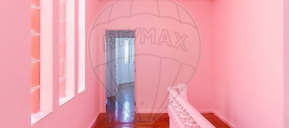 4 bedrooms House in Porto, Portugal No. 22672 14