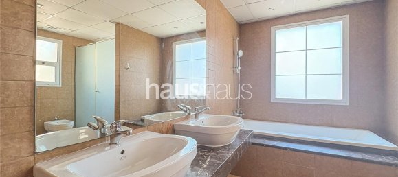 2 غرف نوم فيلا في Jumeirah Village Triangle, UAE رقم 98543 6