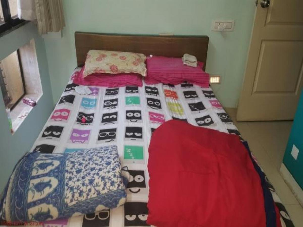 2 bedrooms House in Mumbai, India No. 19548