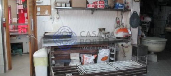 160m² Commercial property in Gondomar, Portugal No. 151081 16