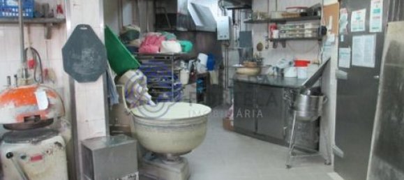 160m² Commercial property in Gondomar, Portugal No. 151081 10