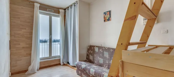 Apartamento de 2 dormitorios en Paris, France No. 177174 2
