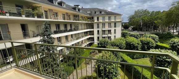 2 bedrooms Apartment in Versailles, France No. 183025 4