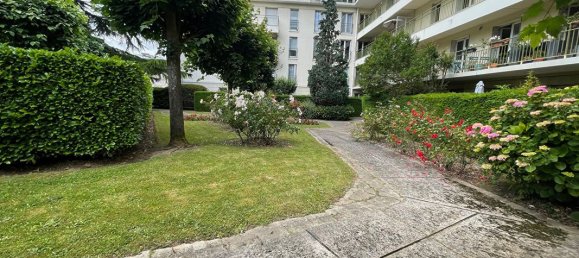 2 bedrooms Apartment in Versailles, France No. 183025 6