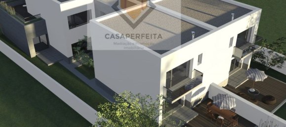 521m² Land in Vila Nova de Gaia, Portugal No. 59480 2