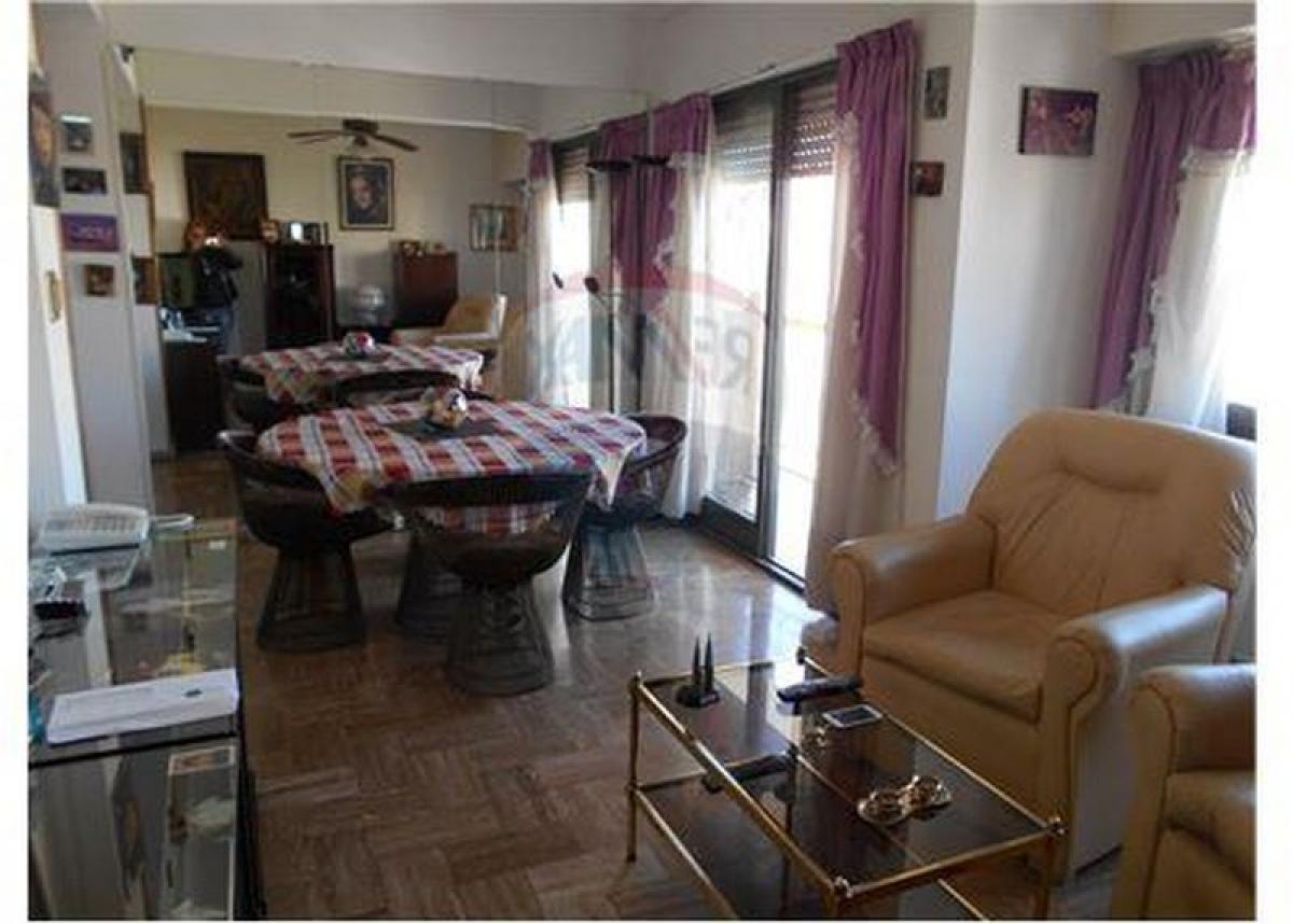 3 bedrooms Apartment in Buenos Aires, Argentina No. 85580