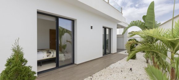 Villa de 4 dormitorios en Coín, Spain No. 139595 24