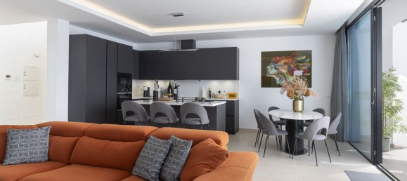 Villa de 4 dormitorios en Coín, Spain No. 139595 4